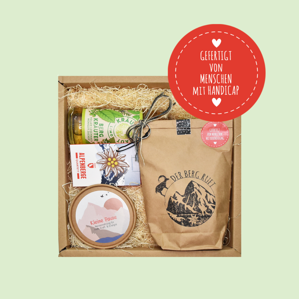Geschenkbox für Wanderer- 
Gefertigt von Menschen mit Behinderung