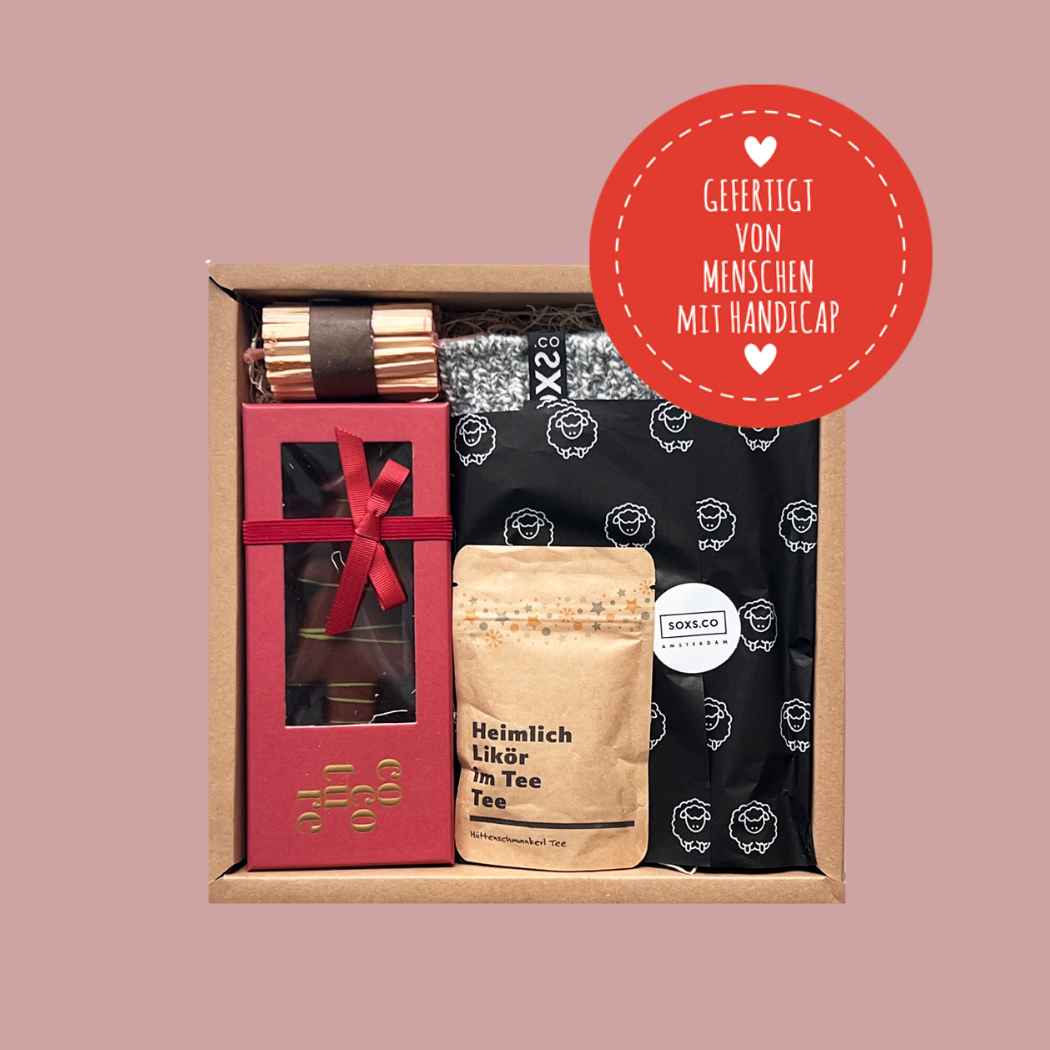 Socken geschenk: Größe der Box: 26,5x27,5x8cm