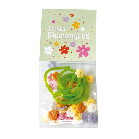 Kleiner Blumengruß mit Herz – Zucker Blumen