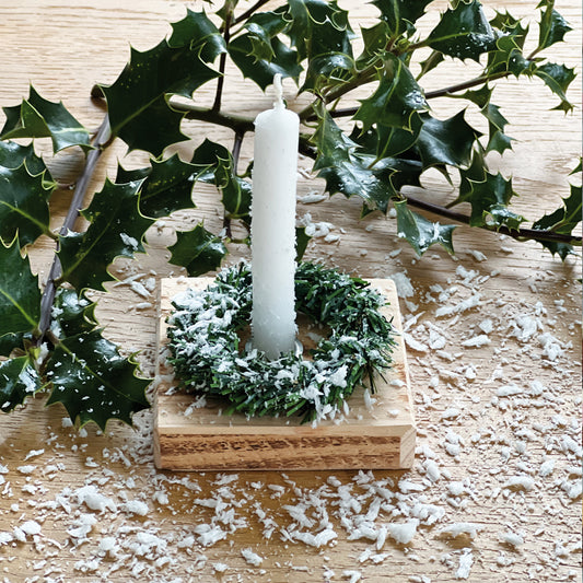 Weihnachtslicht mit Schnee