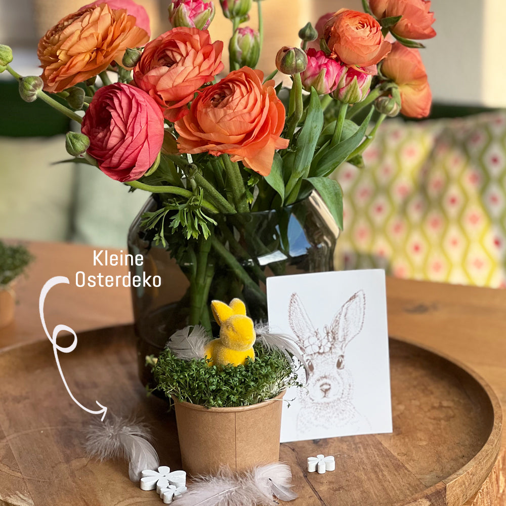Kleine Osterdekoration in der Tüte