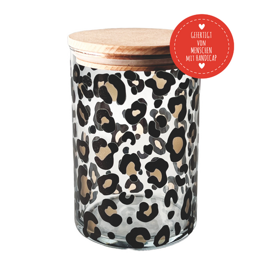 Vorratsglas mit Holzdeckel im Leo Print gefertigt von Menschen mit Behinderung