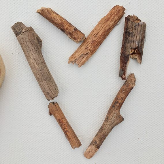DIY Holzherzen – Kreative Dekoideen für Valentinstag und Frühling