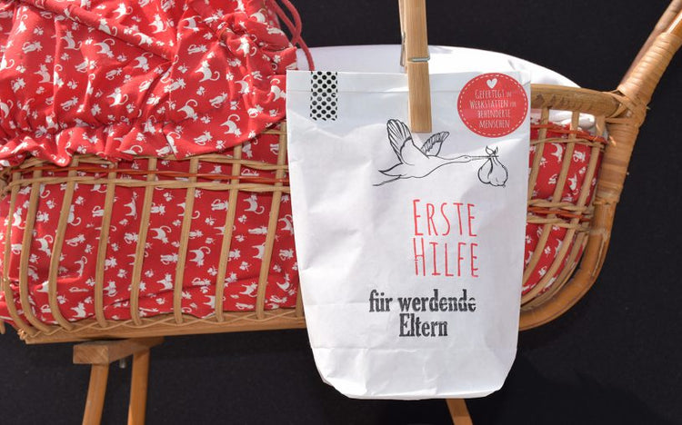 Hat der Storch euch ins Bein gezwickt? Unser Wunderle der Woche: 1.Hilfe für werdende ELtern!