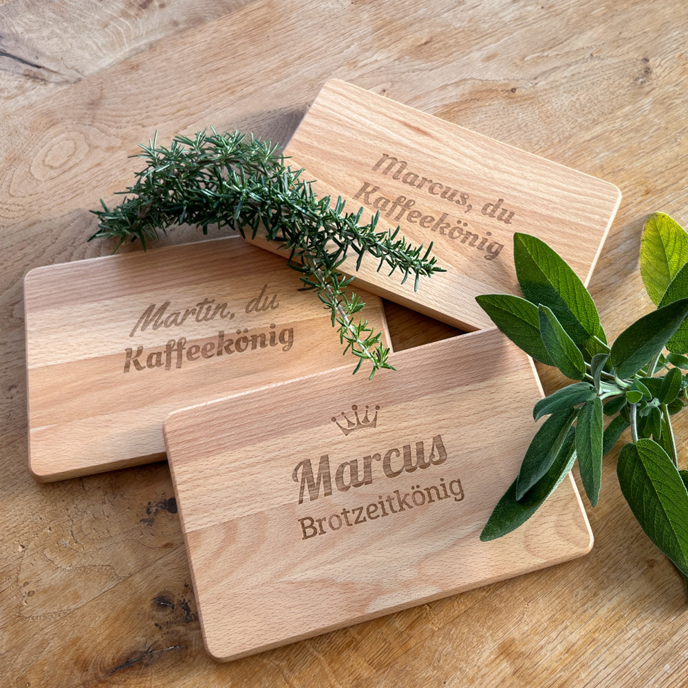 Frühstücksbrettchen personalisieren aus Holz