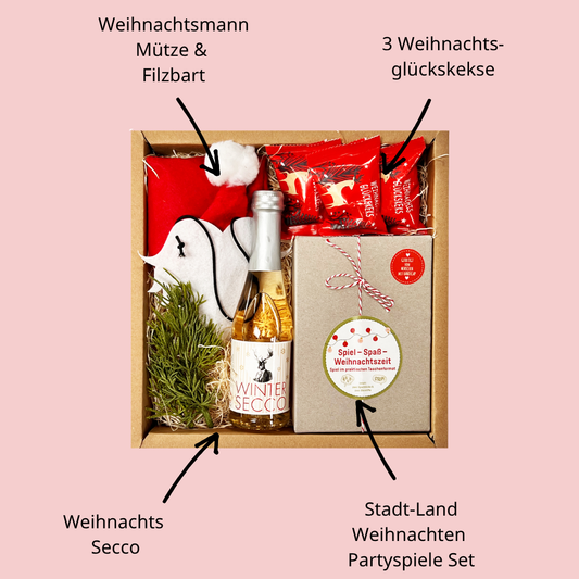 Weihnachtsfeier to go Geschenkbox  mit Stadt Land Weihnachten Spiel, Weihnachtsglückskeksen, Winter Secco, Weihnachtsmannmütze und Filzbart