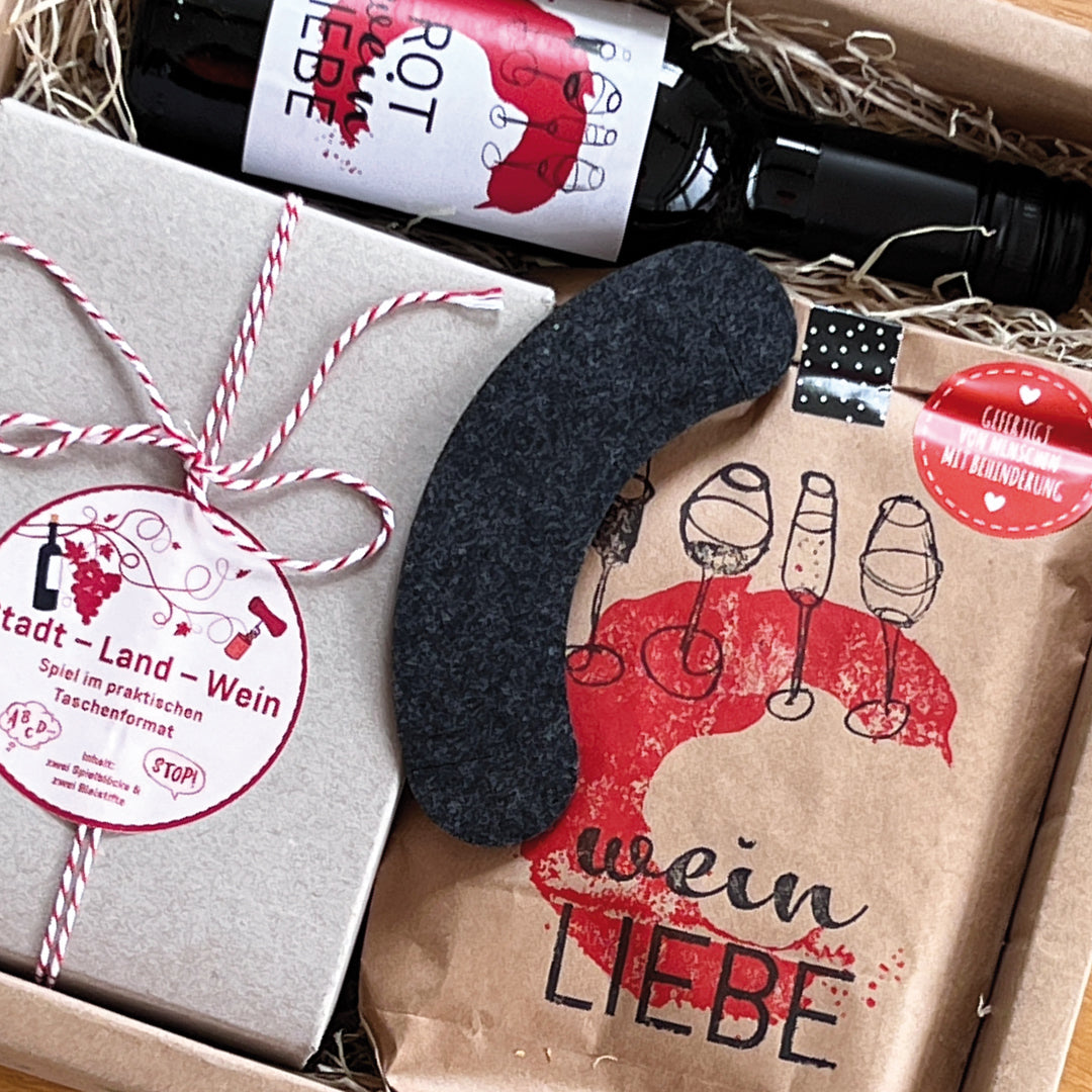 Nahaufnahme Rotwein Geschenkbox