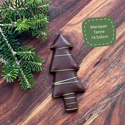Köstlicher Marzipan Tannenbaum 14,5x6cm