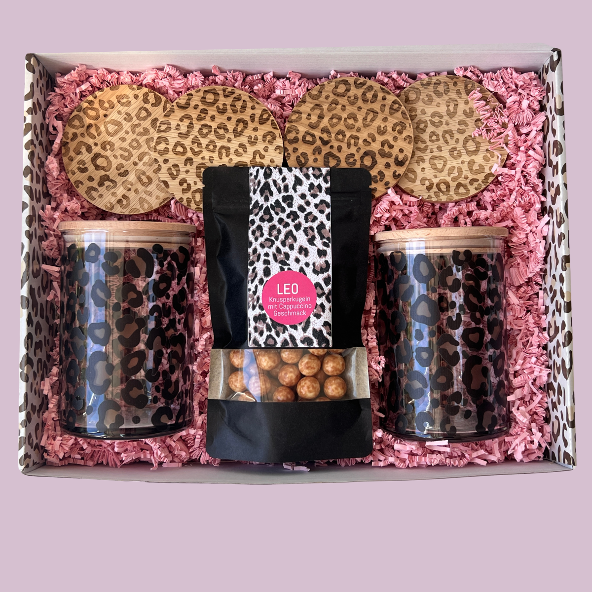 Geschenkbox Leo-Print