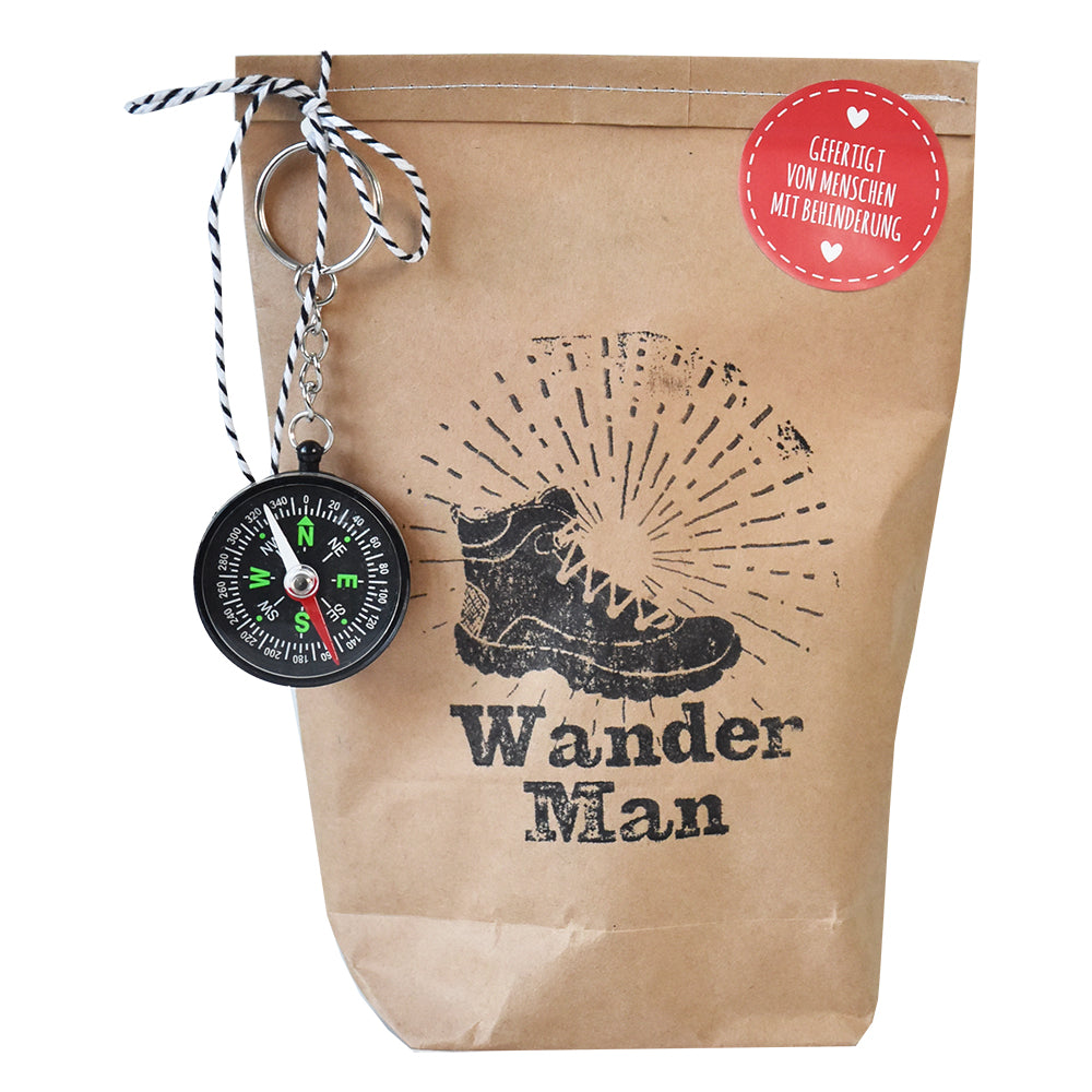 Geschenke für Wanderer: Entdecke die ultimative "Wanderer-Tüte für Männer" - Dein treuer Gefährte für jedes Outdoor-Abenteuer.