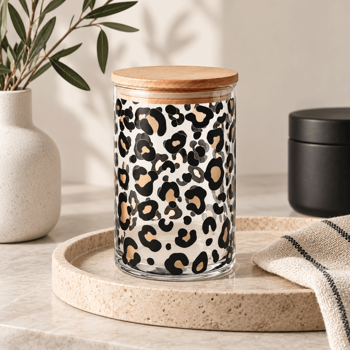 Vorratsglas Leoprint: Glasdosen mit Herz, Funktion und Design