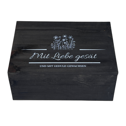 Holzbox für Gartenutensilien