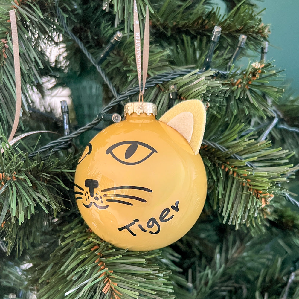 Weihnachtskugel personalisieren mit Katzenname